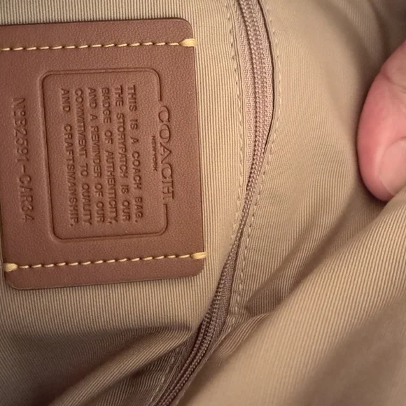 Coach White Strawberry Print Tote Bag NWOT - Picture 7 of 8